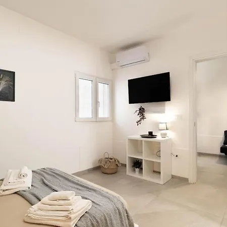 ¤charme Di Bari¤ Intero Con Design Moderno E *