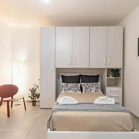 ¤charme Di Bari¤ Intero Con Design Moderno E