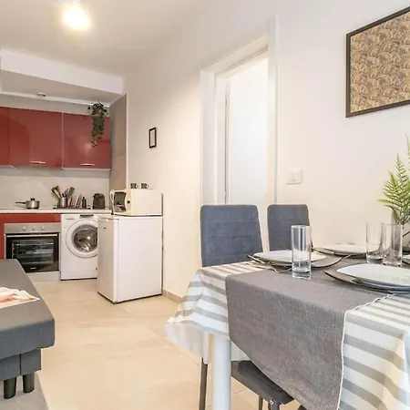 ¤charme Di Bari¤ Intero Con Design Moderno E