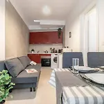 ¤charme Di Bari¤ Intero Con Design Moderno E דירה
