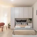 ¤charme Di Bari¤ Intero Con Design Moderno E