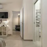 ¤charme Di Bari¤ Intero Con Design Moderno E דירה בארי