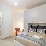 ¤charme Di Bari¤ Intero Con Design Moderno E דירה בארי