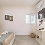 ¤charme Di Bari¤ Intero Con Design Moderno E דירה