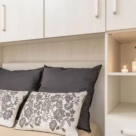 ¤charme Di Bari¤ Intero Con Design Moderno E *