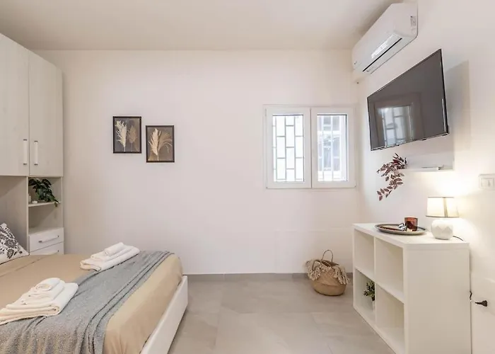 ¤charme Di Bari¤ Intero Con Design Moderno E Apartment